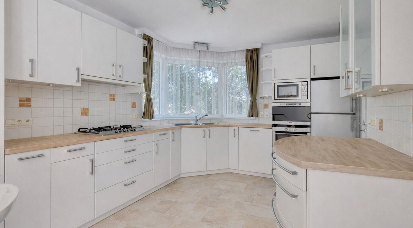 Villa for sale in Kraainem