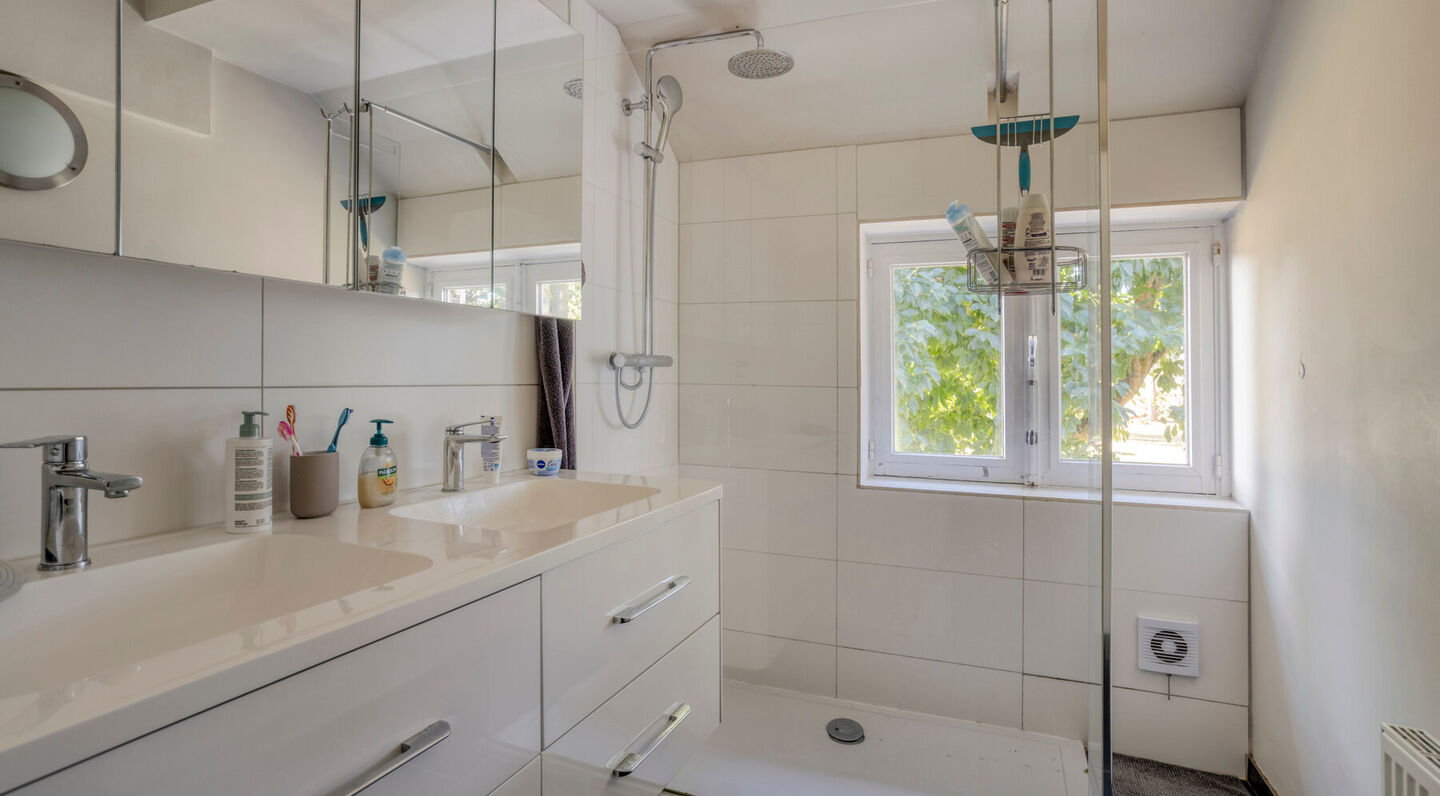 Villa for sale in Sterrebeek