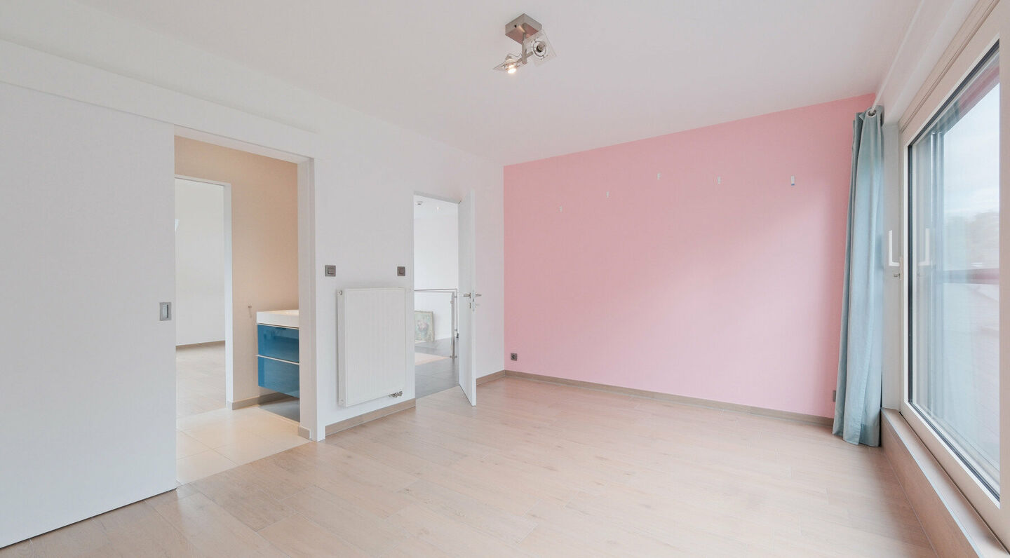 Villa for sale in Sterrebeek