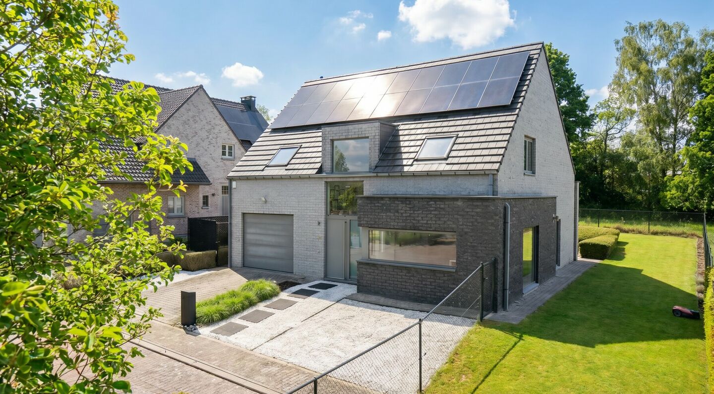 Villa for sale in Sterrebeek